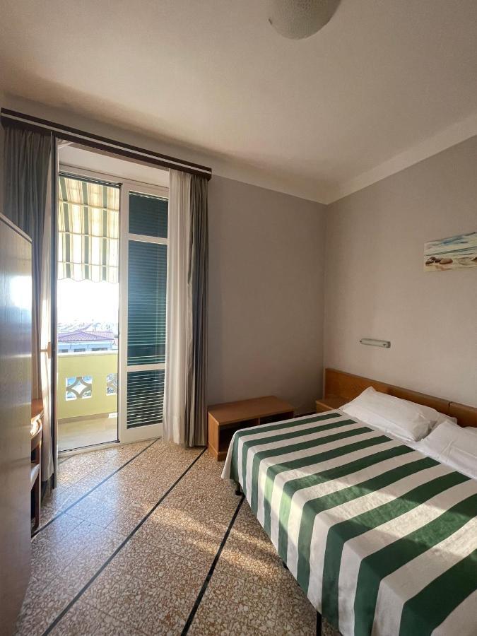 Hotel Valdinievole Lido di Camaiore Eksteriør billede