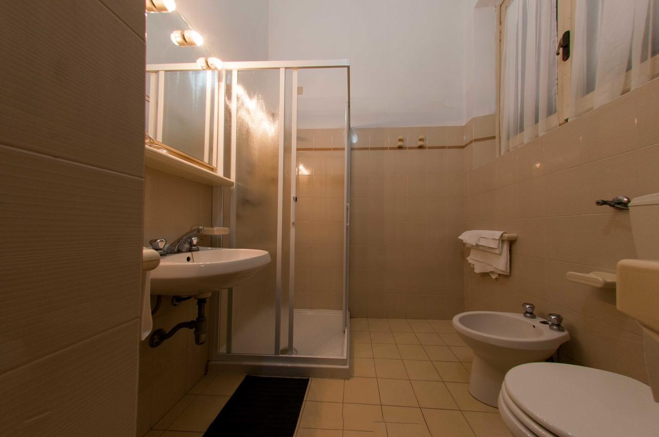 Hotel Valdinievole Lido di Camaiore Eksteriør billede