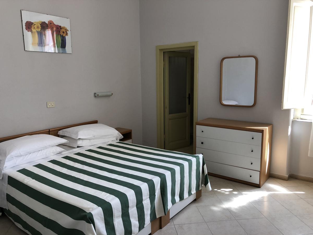 Hotel Valdinievole Lido di Camaiore Eksteriør billede
